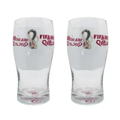 Ein Paar Biergläser Für Die FIFA-Weltmeisterschaft Qatar 2022